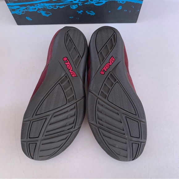 Teva Niyama Flats Maroon Comfort Casual Leather Slip On Shoes Womens US 6 M - Picture 7 of 8